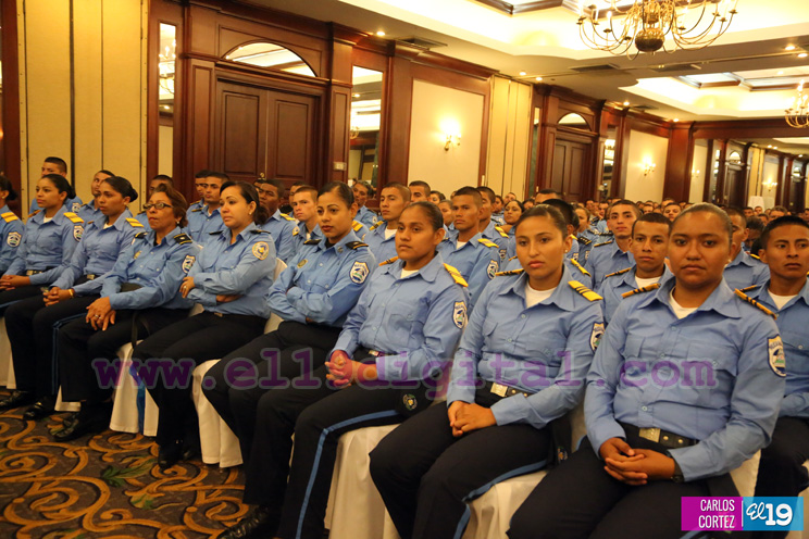Academia Policial Walter Mendoza inaugura curso lectivo 2016